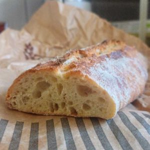 Foto von meinem leckeren Frühstücksbaguette aus Sauerteig von Kurt & Willi (Bäcker in Lübeck)